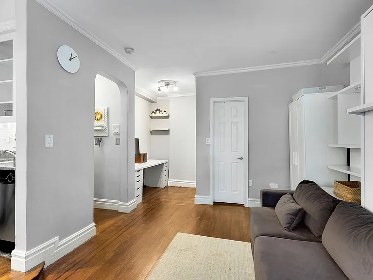 126 E 30th St #3C — Photo 5