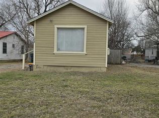 1412 NW Kingsbury Ave, Lawton, OK 73507
