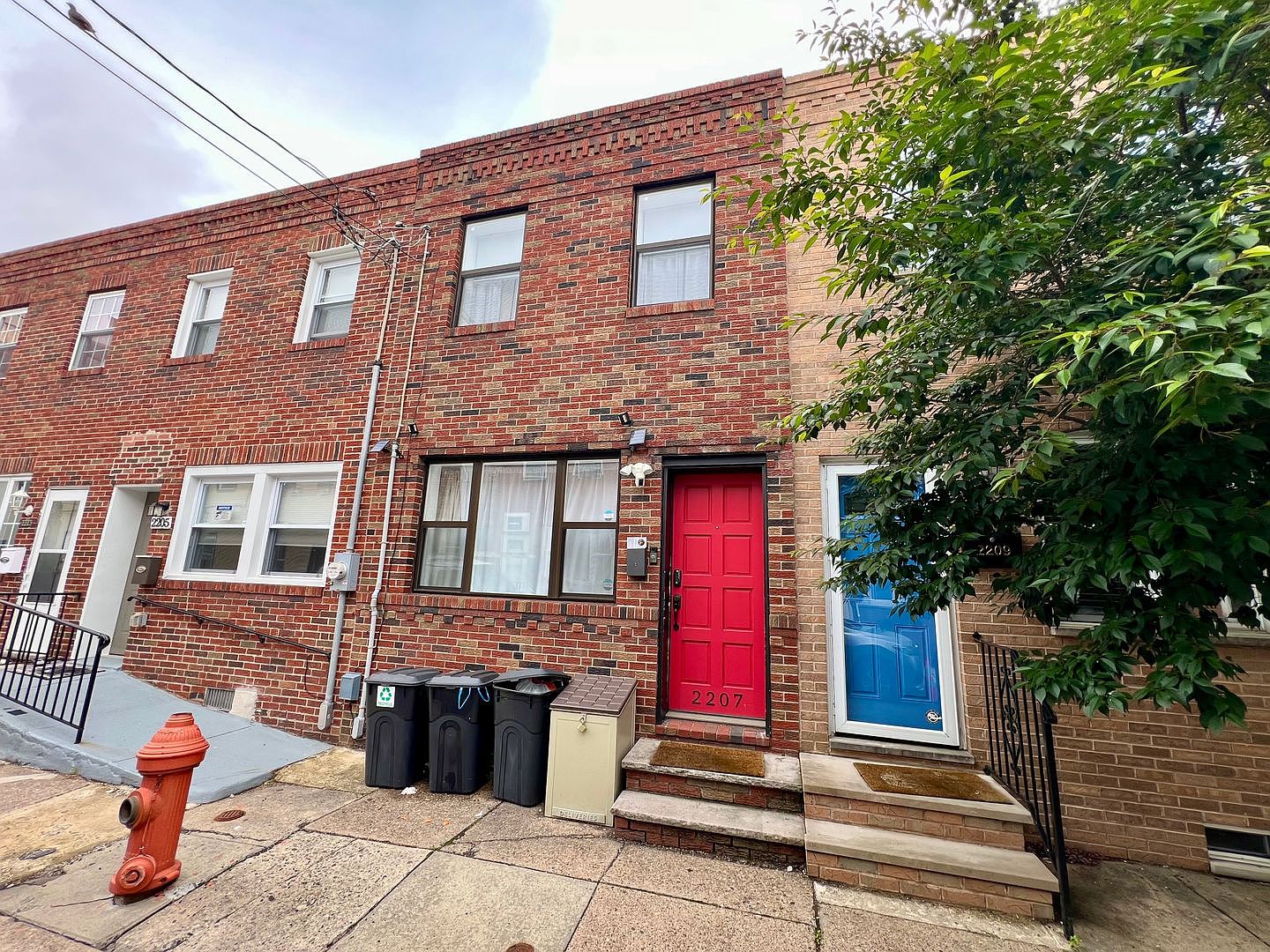 2207 S Clarion St, Philadelphia, PA 19148 | Zillow