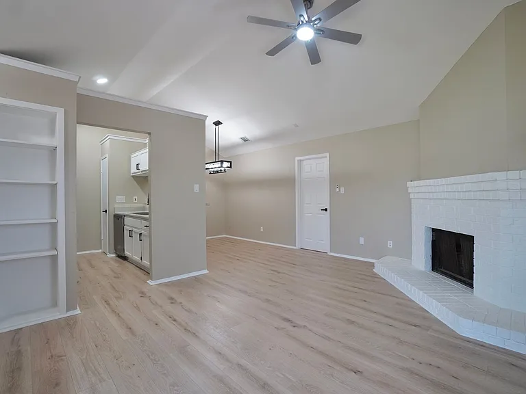508 Greenlawn Blvd — Photo 7
