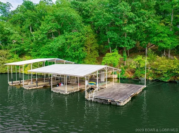 1490 Cedar Ridge Cir, Roach, MO 65787
