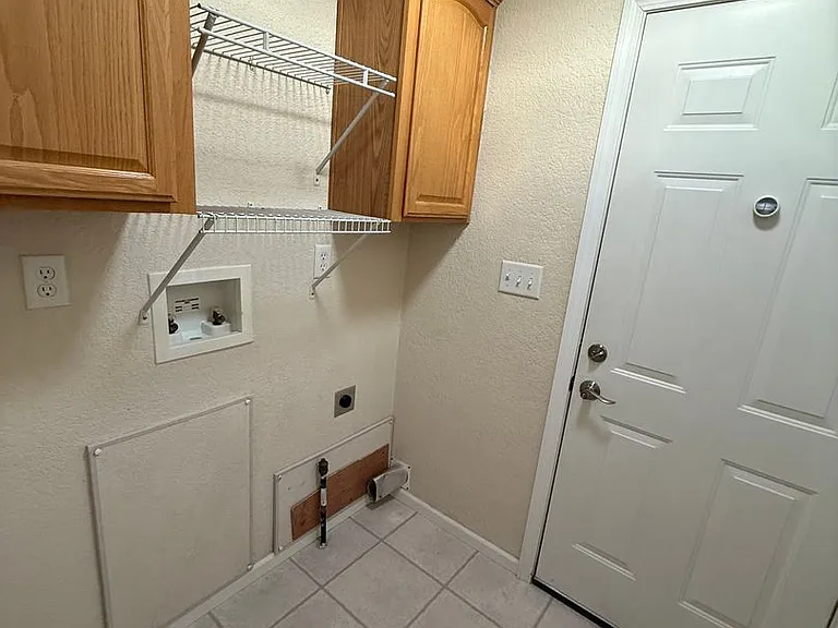 12655 E 46th Dr — Photo 15