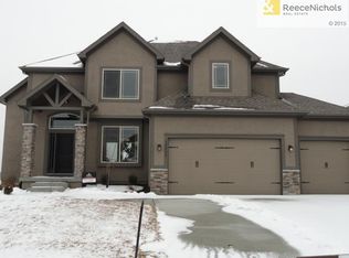 28003 E Howard Dr, Lake Lotawana, MO 64086