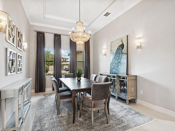 3rd image of 5431 SW 108th Avenue