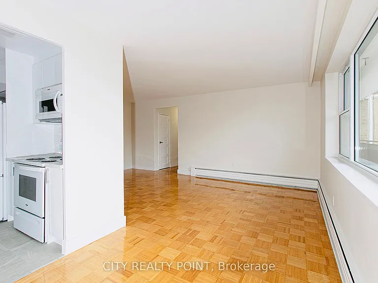 2 Grandstand Pl #403 — Photo 9