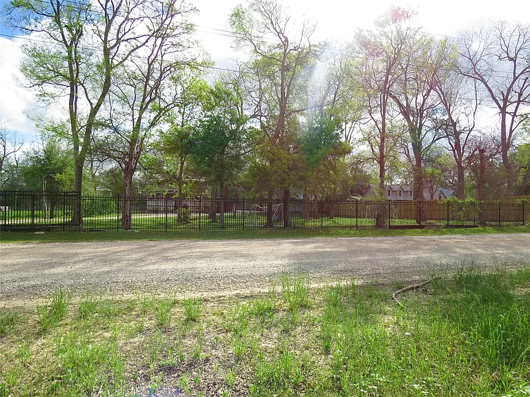 255 Siedel Rd — Photo 7