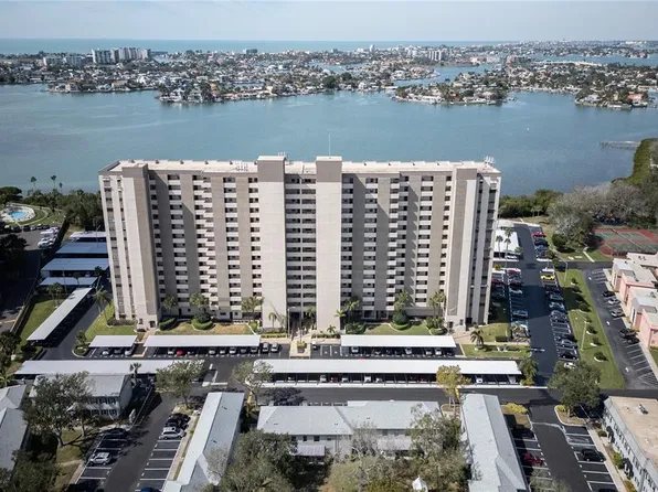 7050 Sunset Dr S APT 905, South Pasadena, FL 33707