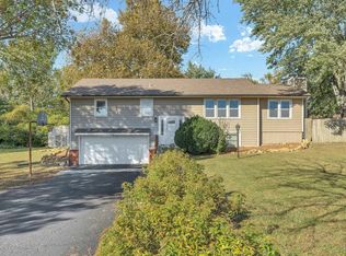 4220 SE 29th St, Topeka, KS 66605
