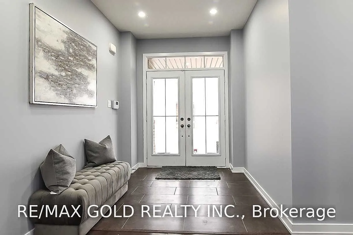 5 bed, $3,850 — Photo 3