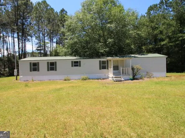 169 Spruce Dr, Alma, GA 31510