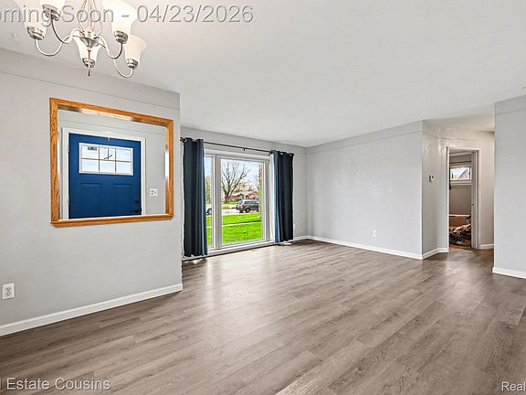 5th image of 32224 Joy Rd