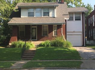 7405 Zephyr Pl, Saint Louis, MO 63143