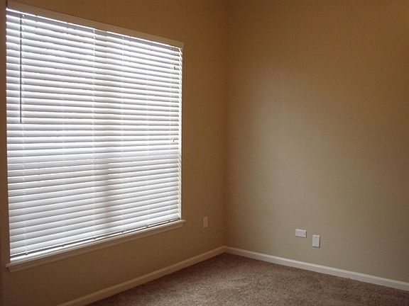 3rd image of 1529 Harvest Cove Dr