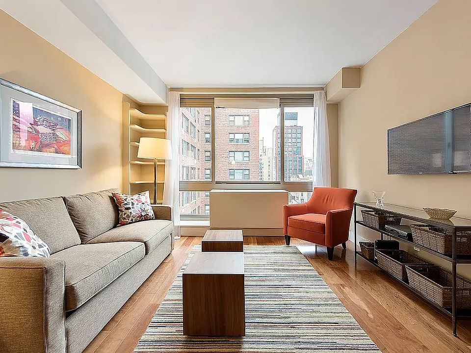 2nd image of 242 E 25th St APT 8-B