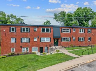 5500 Glengate Ln, Cincinnati, OH 45212