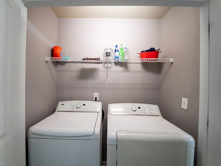2911 Hillside Pl — Photo 19