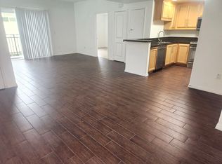 11925 2/2 Kling St #208, Valley Village, CA 91607