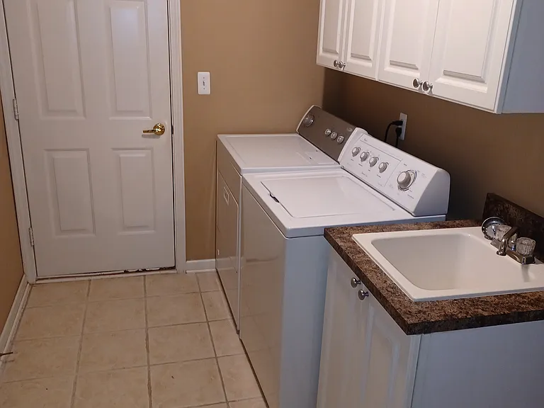 52232 Silvanna Ln — Photo 19