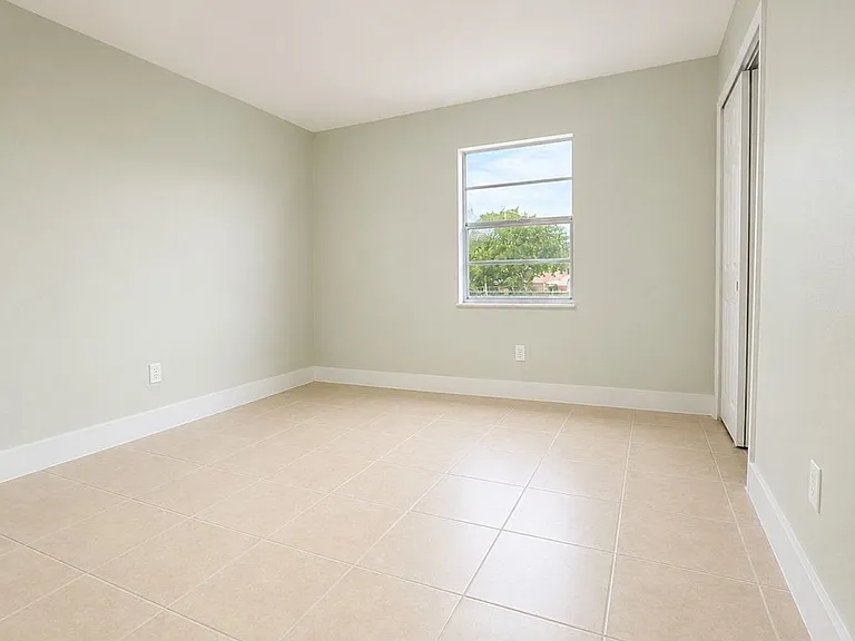 3982 Wheaton Ct — Photo 12