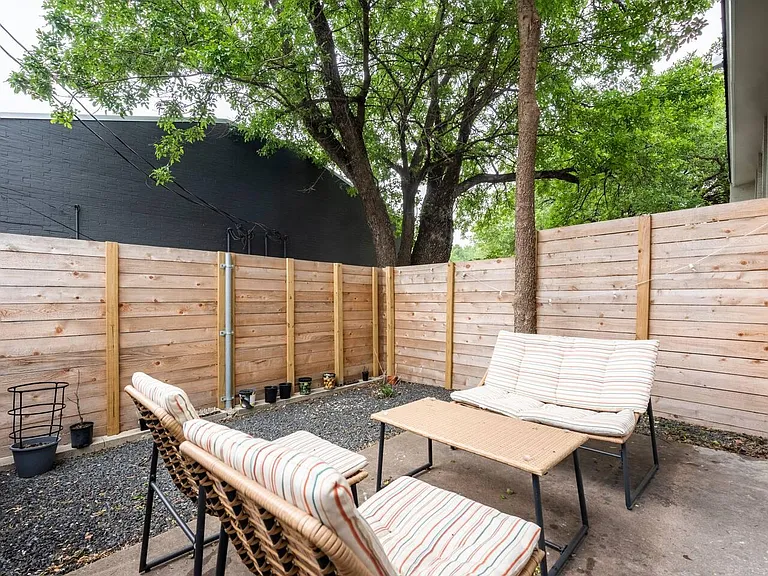 3808 Southway Dr — Photo 8