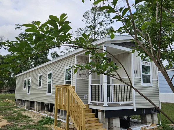 2205 Martin Rd #11, Dover, FL 33527