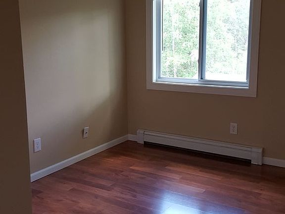 3rd image of 1411 21st Ave S APT D