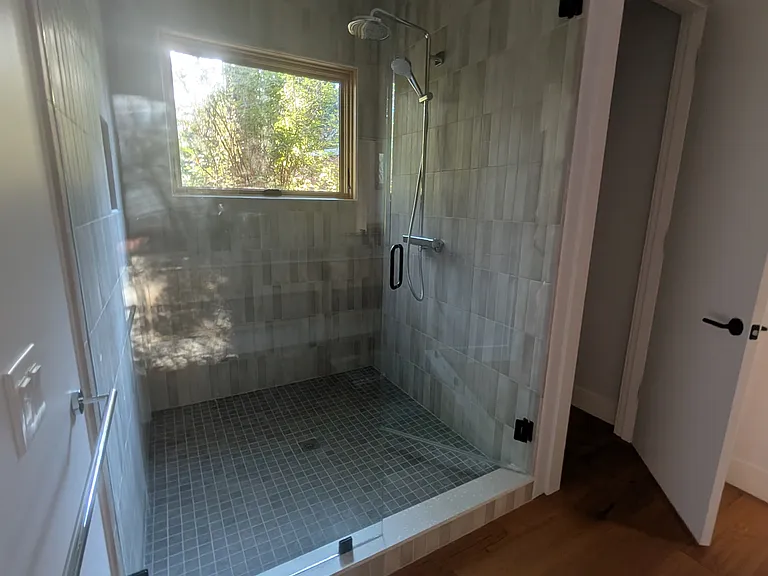 364 Armadale Rd — Photo 52