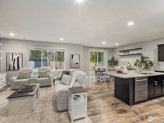 2nd image of 10503 35th Street NE