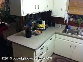 5th image of 223 Chelsea Ave