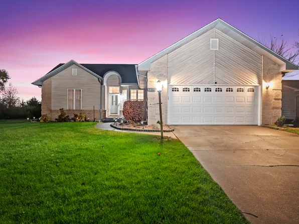 1409 W 76th Ave, Merrillville, IN 46410