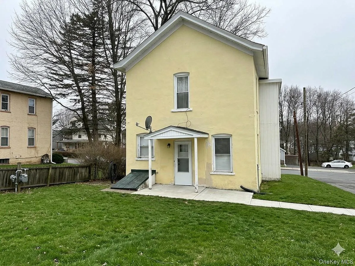 63 Broad Street, Middletown, NY 10940 — Photo 2