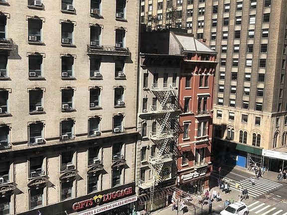 2nd image of 161 W 54th St APT 401