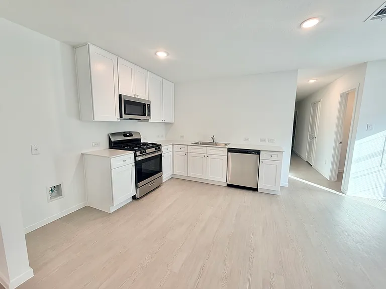 8530 Eucalyptus Hls — Photo 6