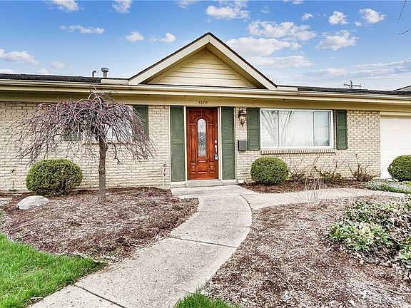 3rd image of 1401 Church Dr
