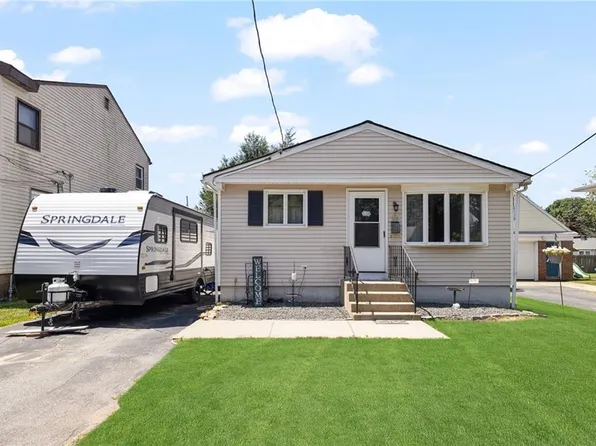 48 Spicer St, North Providence, RI 02904