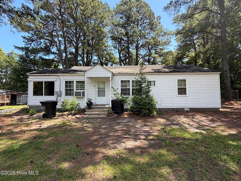 1st image of 104 Russell Lane