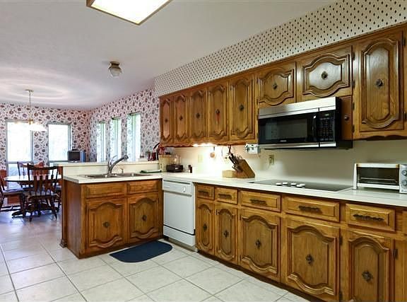 4th image of 10808 Carissa Dr