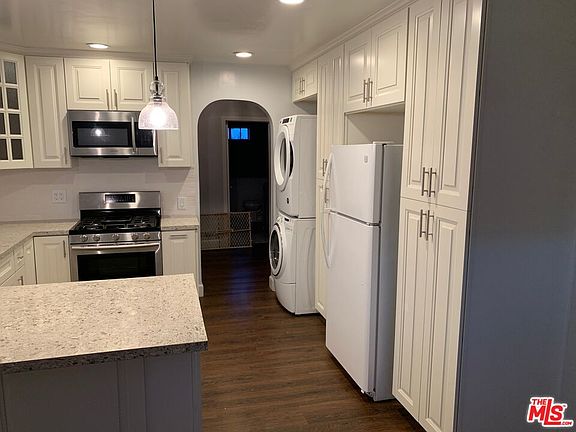 5th image of 258 Almon Dr