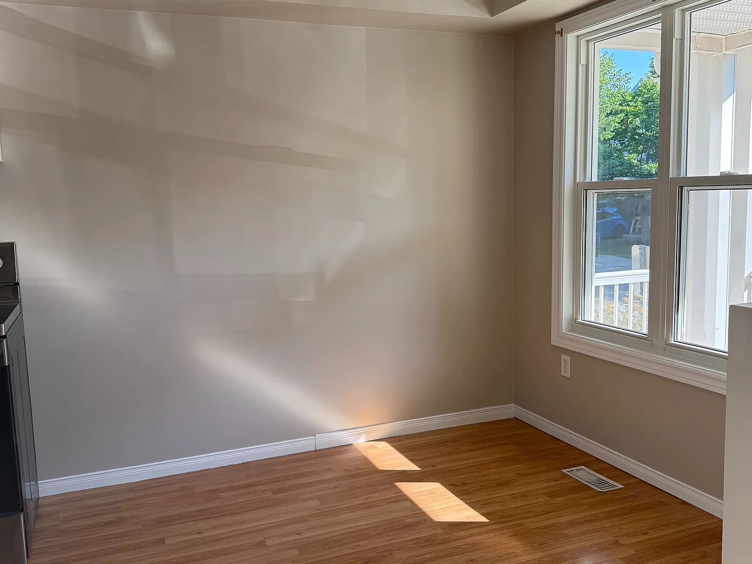 3 bed, $2,900 — Photo 3