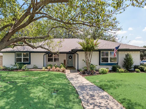 1104 Almond Dr, Mansfield, TX 76063