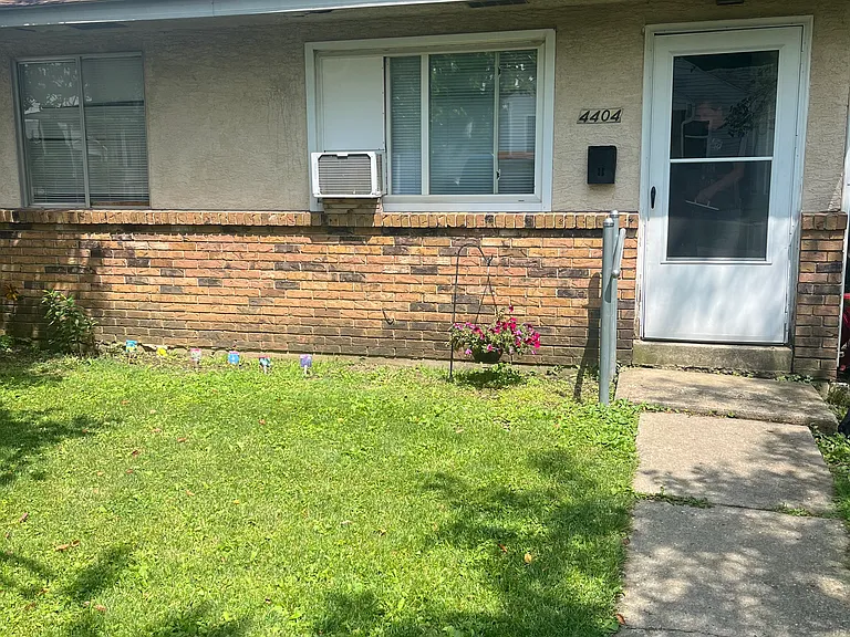 4404 Canton Ave #4404 — Photo 2