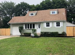 148 Front Ave, Brentwood, NY