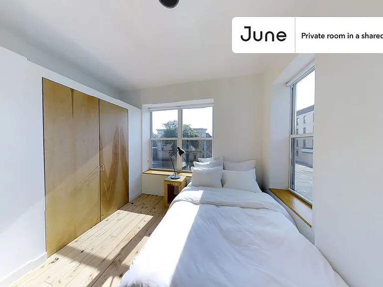 280 Lincoln Rd #D — Photo 1