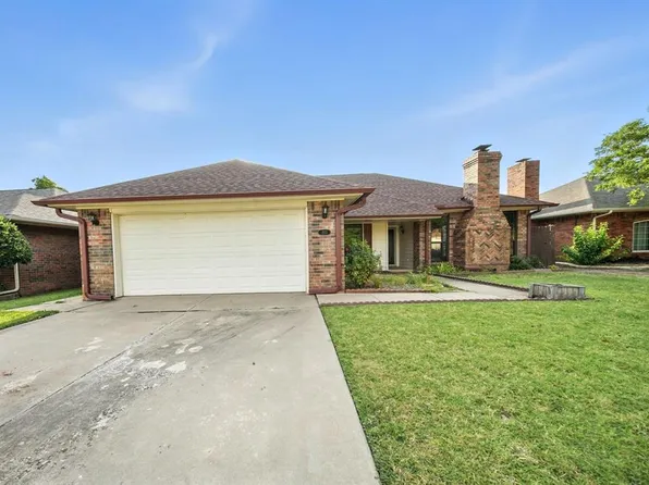 1513 War Bird Dr, Norman, OK 73071