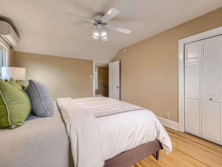 5053 Ewing Ave S — Photo 17