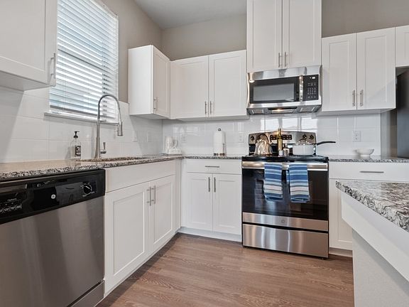 3rd image of 240 Park Place Blvd APT 4209