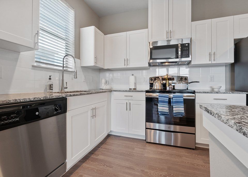 Park Place Apartments - 240 Park Place Blvd Waxahachie TX | Zillow