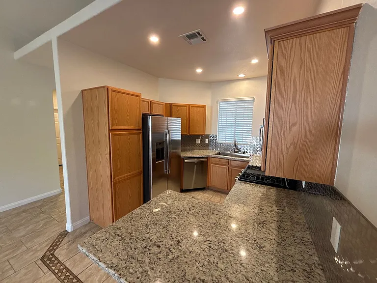 1129 Evening Ridge St — Photo 12