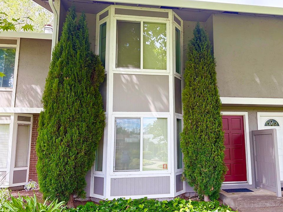 1st image of 2834 Royal Ann Ln