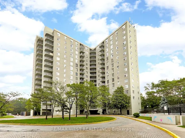 3559 Eglinton Ave W, Toronto, ON